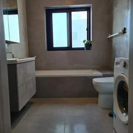 Modern Top Floor Penthouse With Terrace & Walking Distance To Centre * St. Paul's Bay